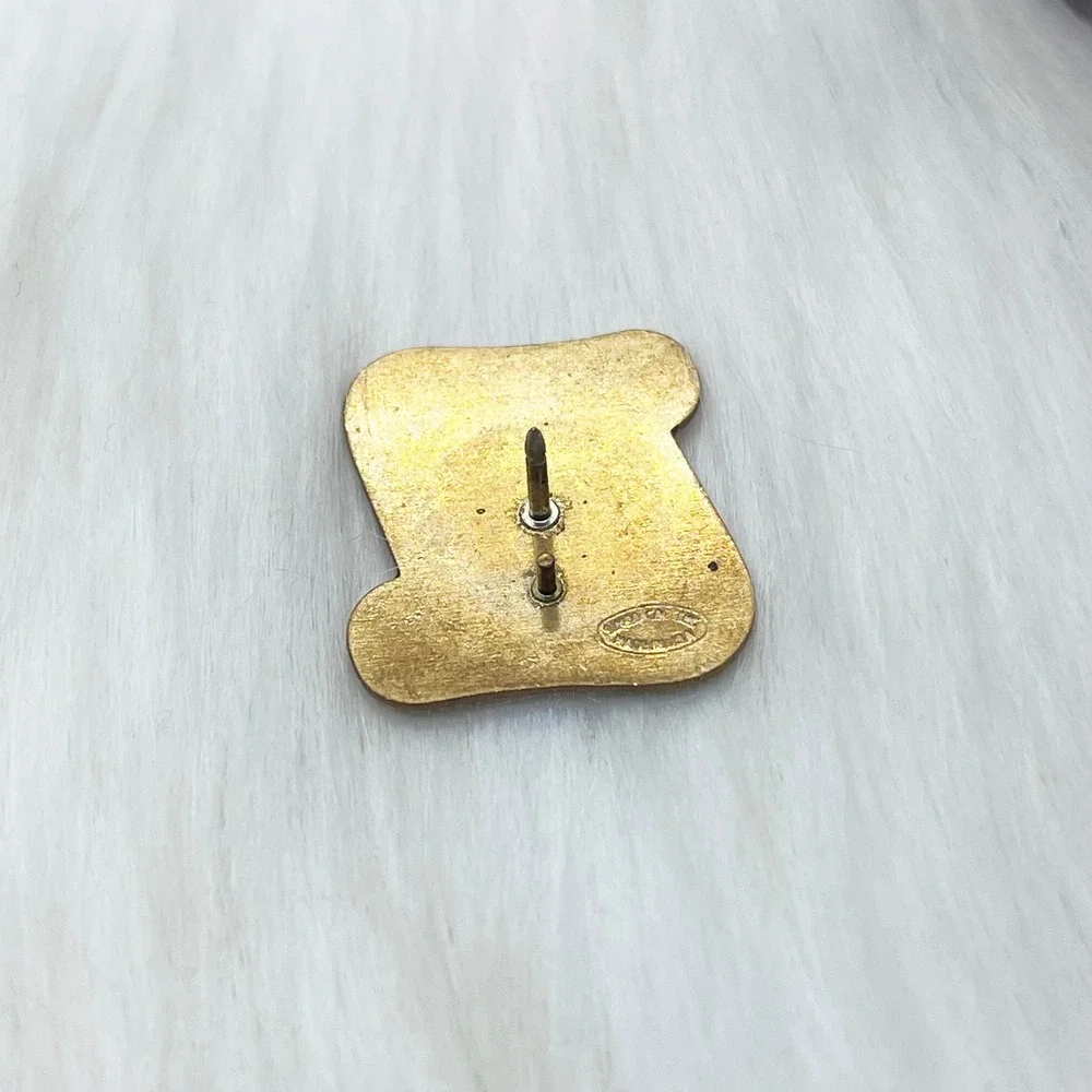 🔮 5/$25 Vintage Merit Award Pin‎